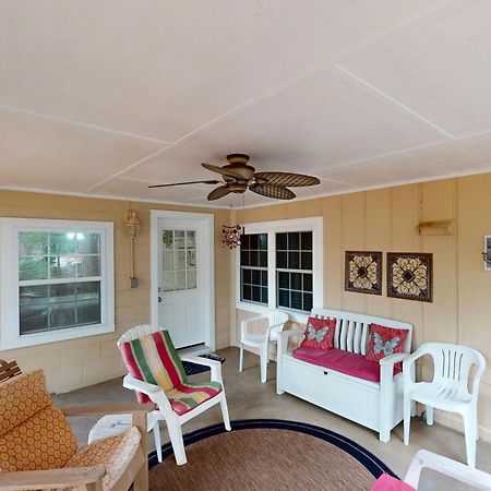 Sunshine Cottage Санта Роса Бийч Екстериор снимка